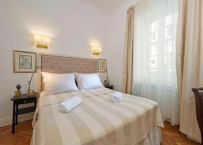 Daire Casa Dei Fiori *